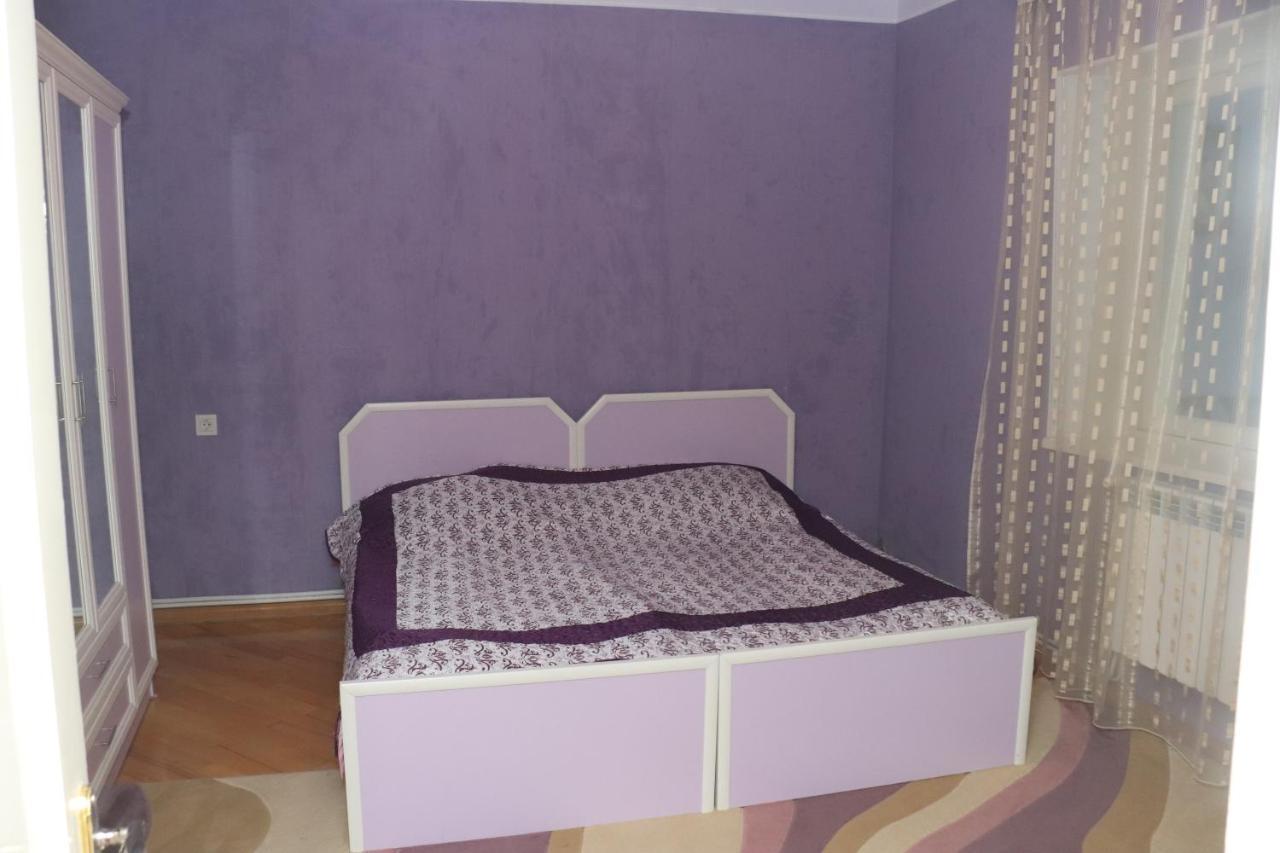 Апартаменты 100М2 В Малом Центре Еревана Exteriör bild