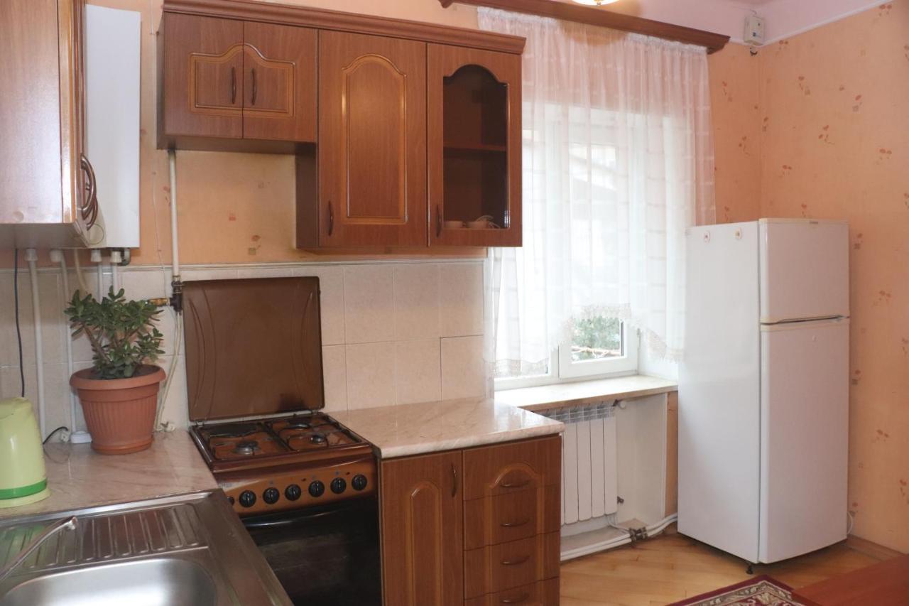 Апартаменты 100М2 В Малом Центре Еревана Exteriör bild
